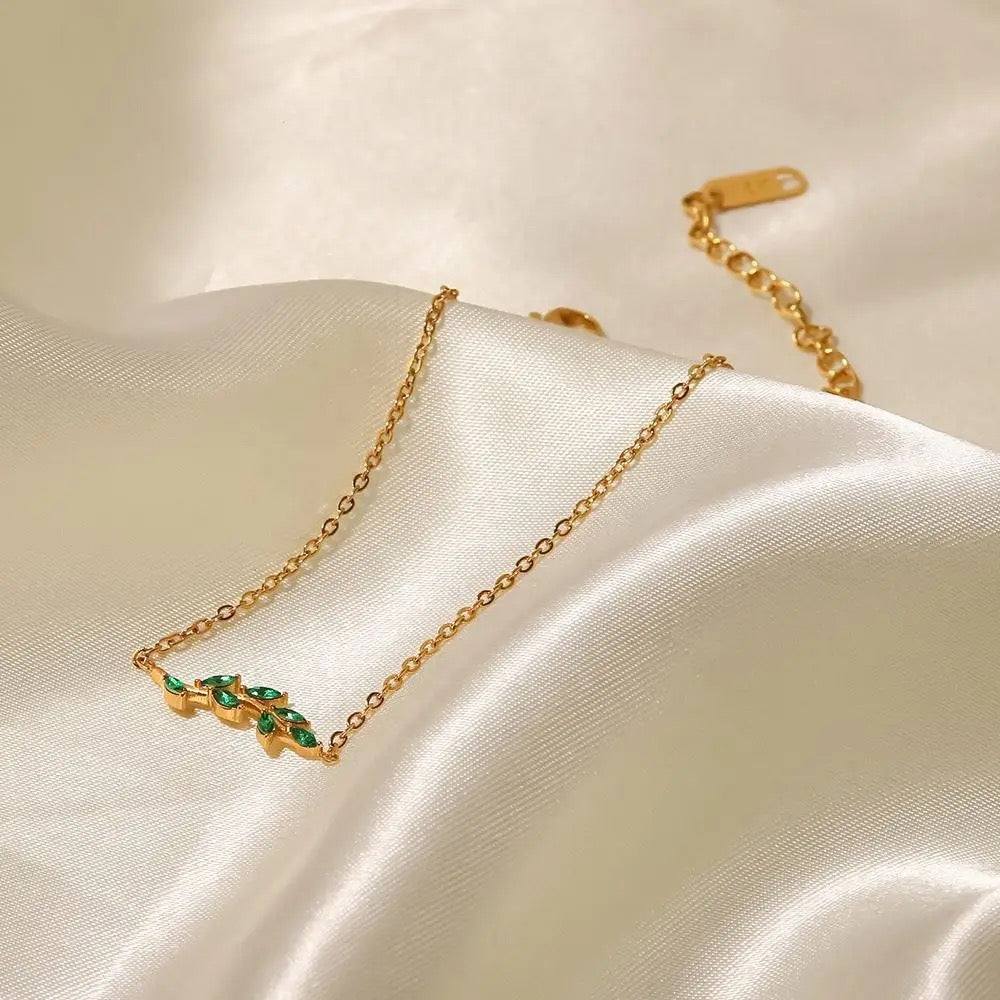 Green Dainty Branch Bracelet