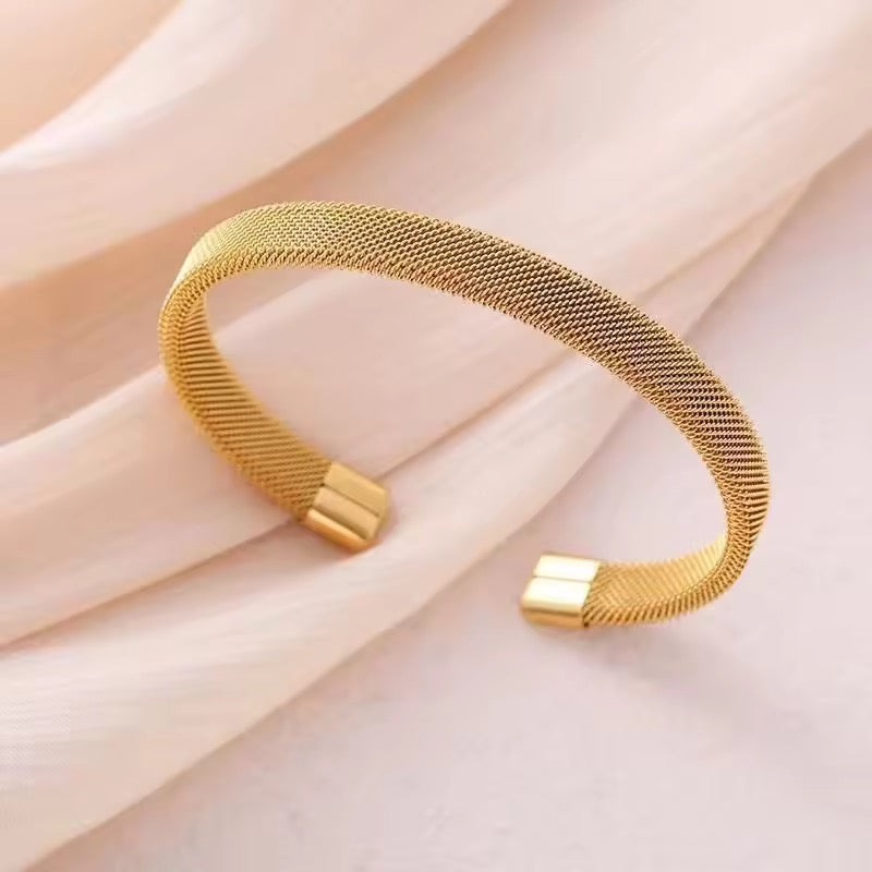 Juliet Open Bangle