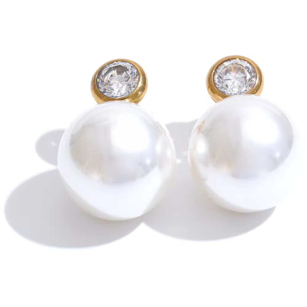 Bunny Pearl Studs