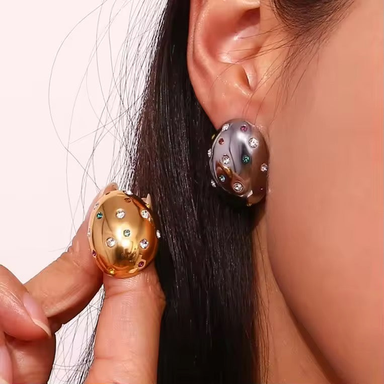 Pebblekiss Studs
