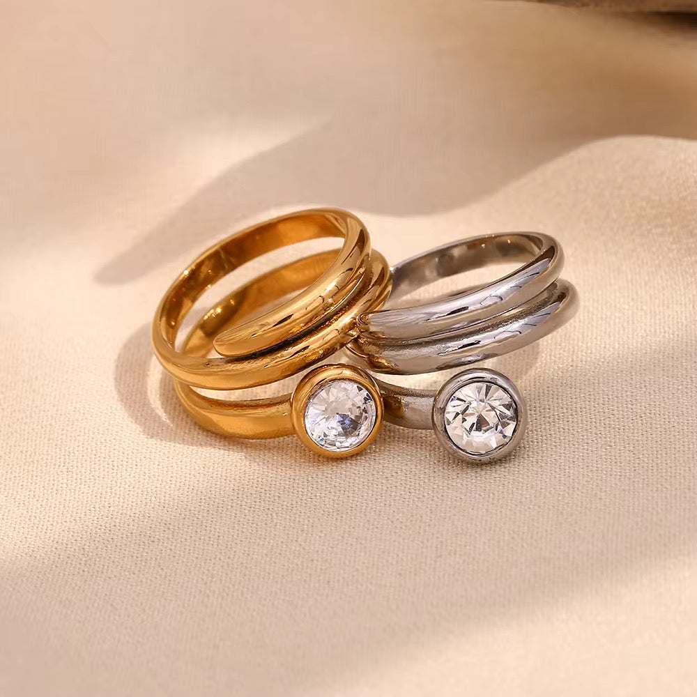 Silver Loopy Diamond Ring