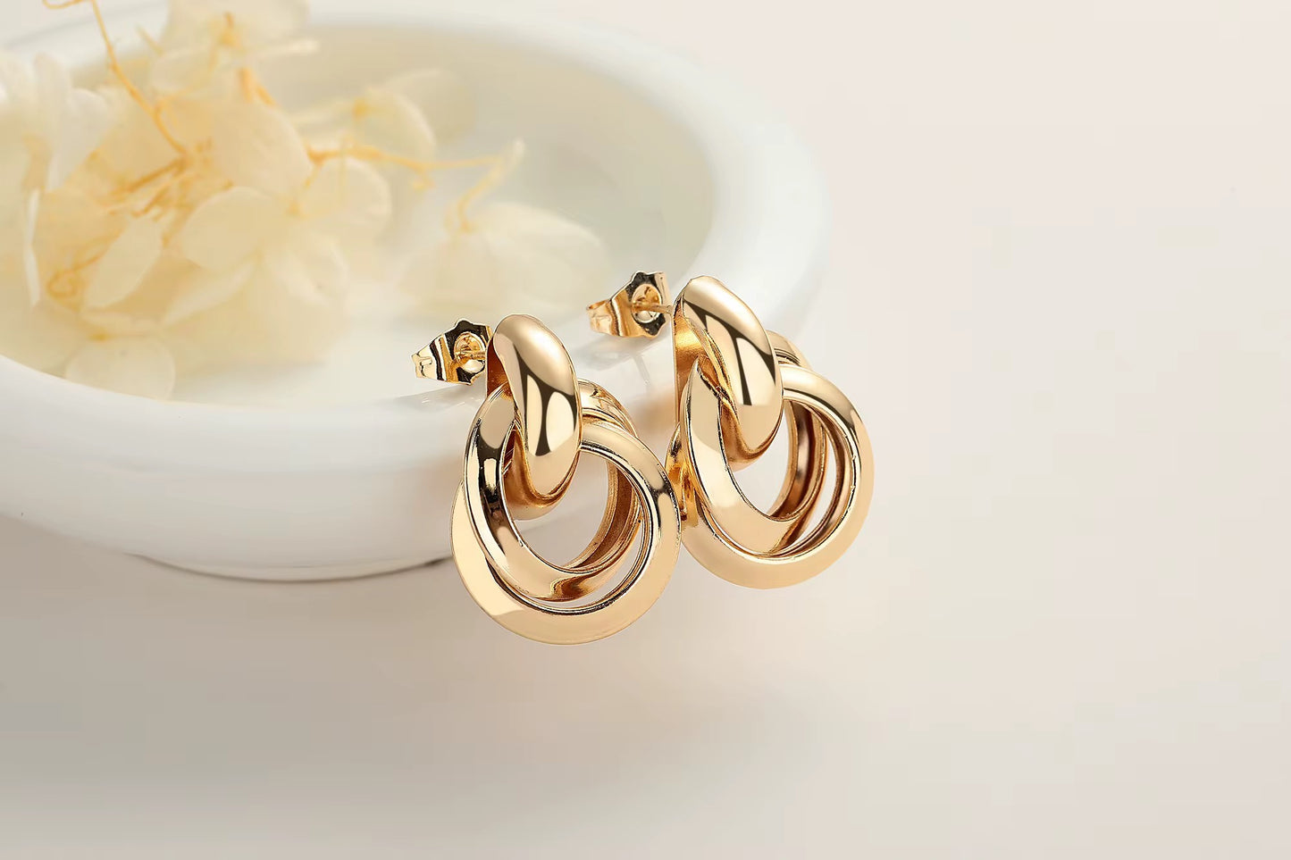 Tiny Aloa studs