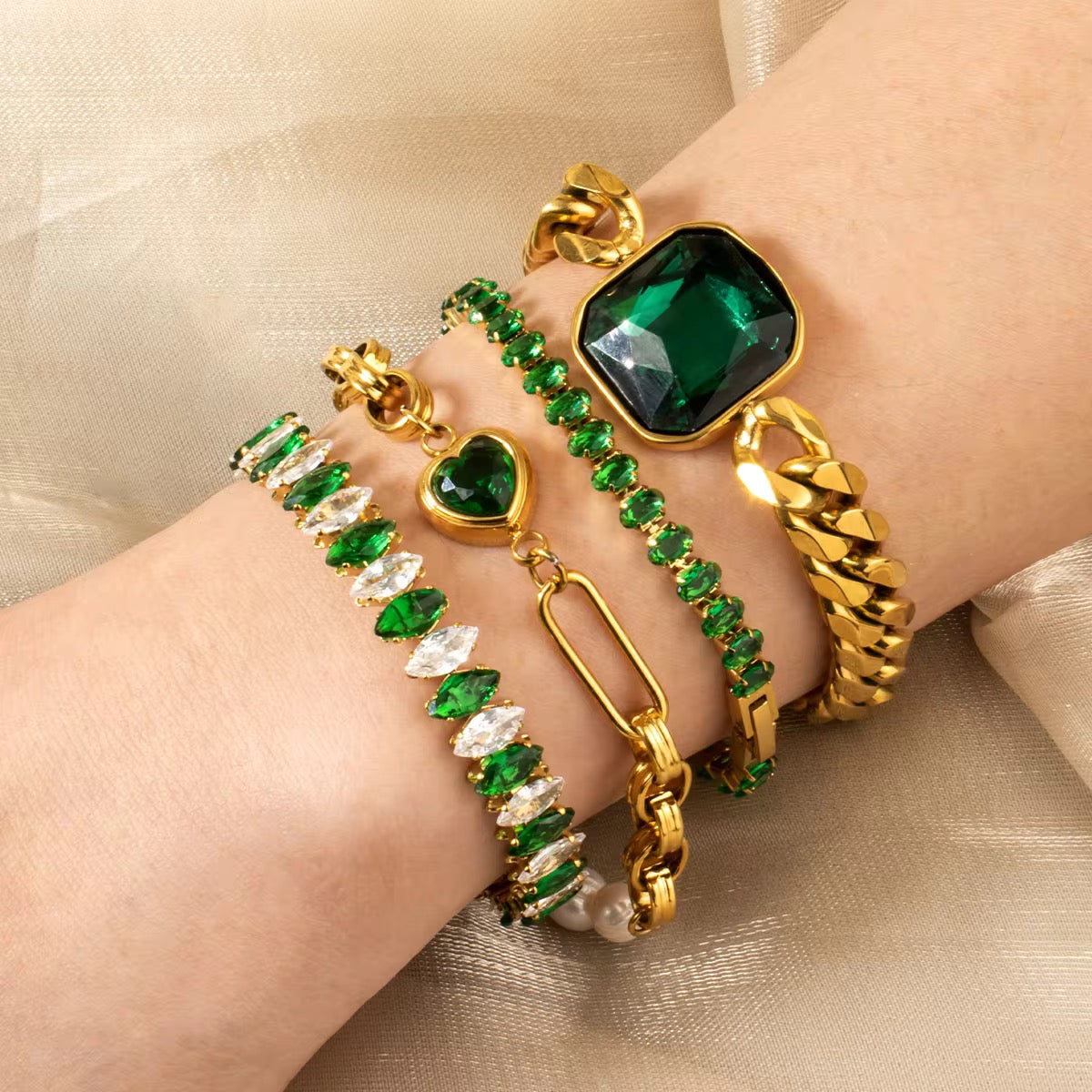 Paperclip Green Heart Bracelet