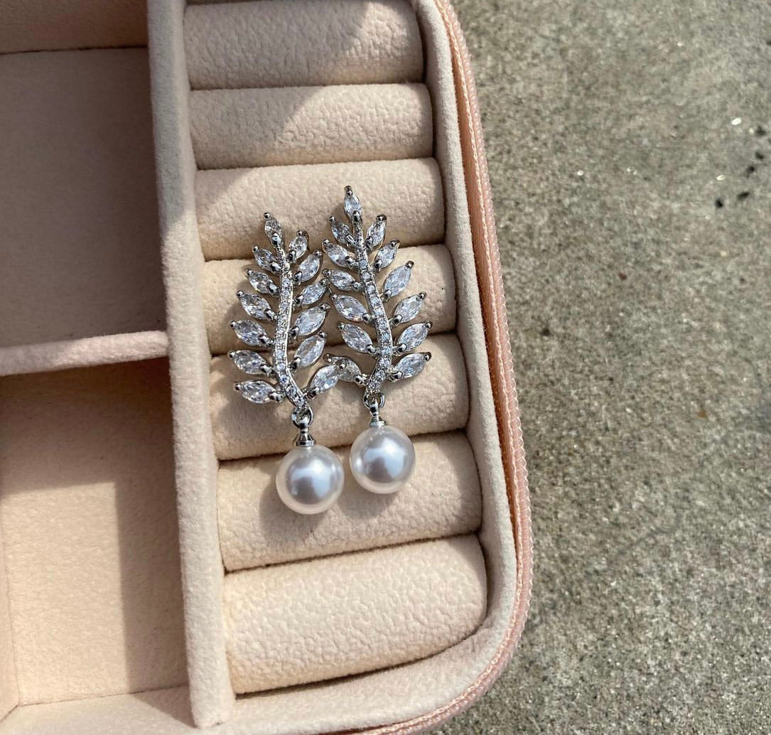 Olive Zirconium Earrings