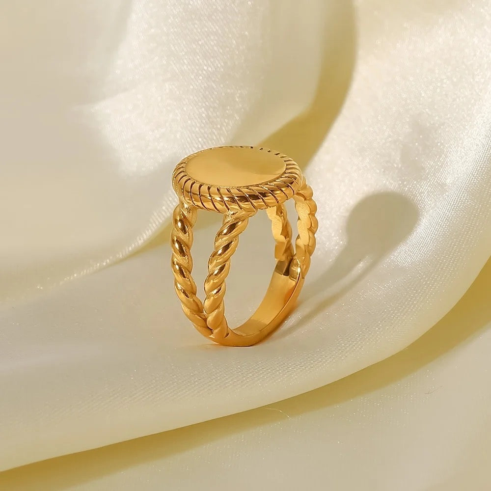 Oval Solid Gold Ring