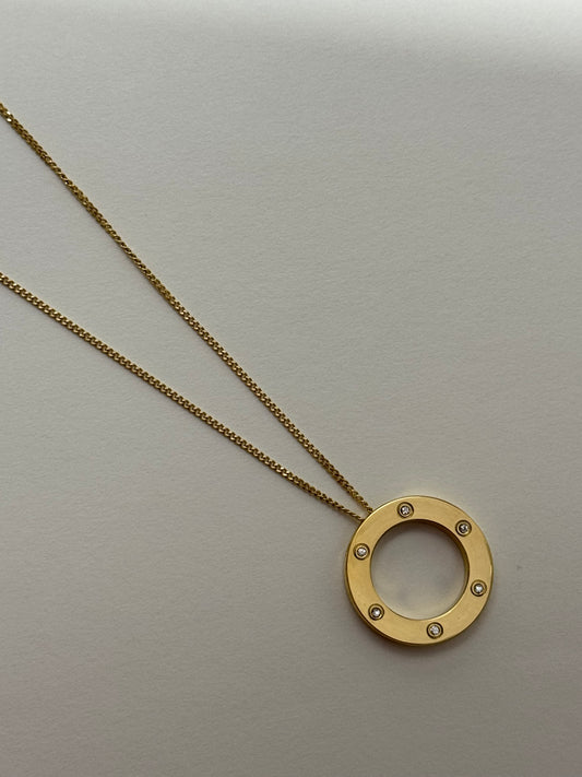 Cartie’r Circle Necklace