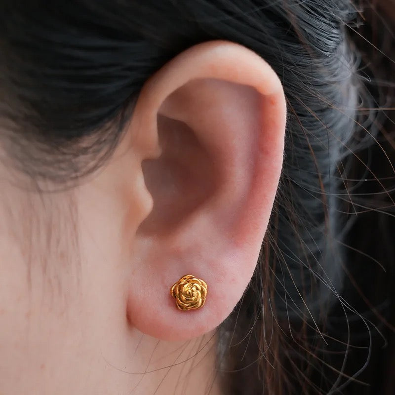 Tiny Rose Studs (Gold)