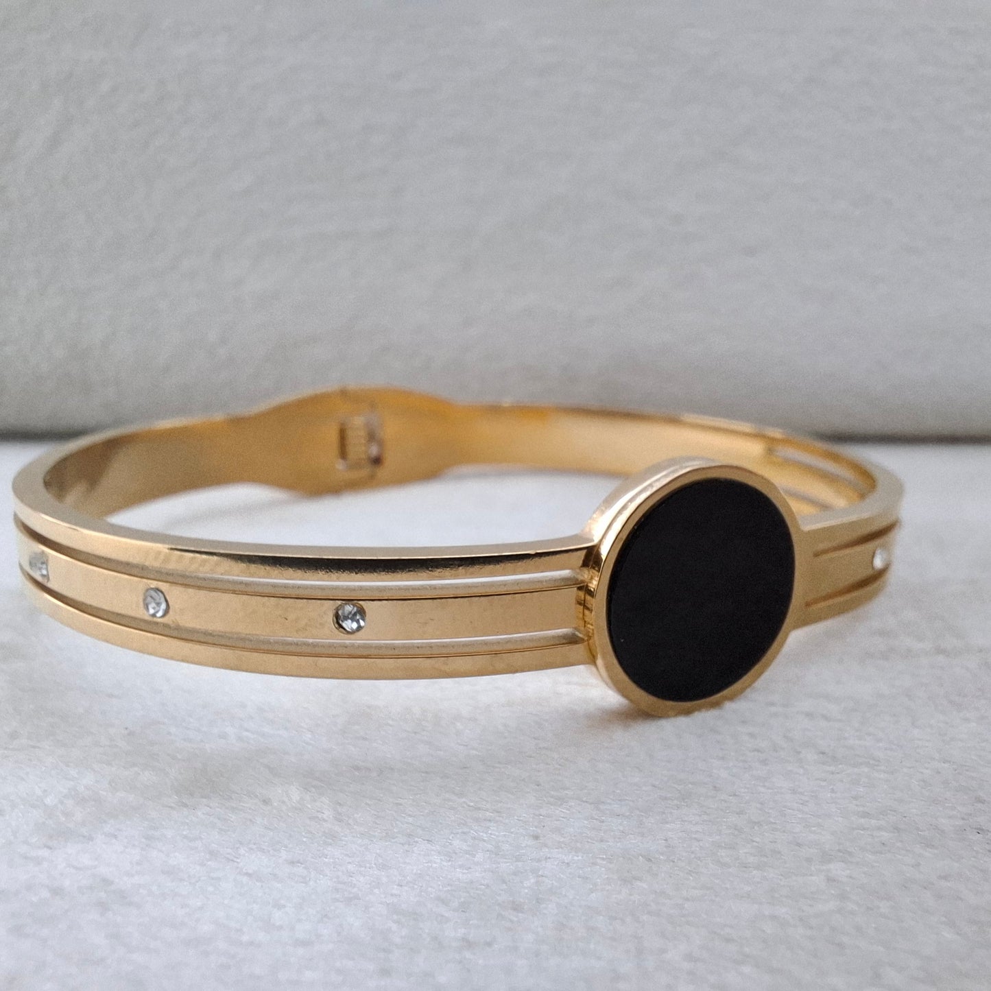 Gold-Black Circular Bangle