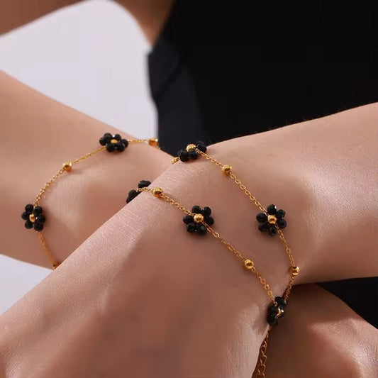 Black Daisy Bracelet