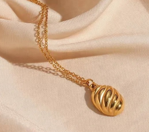 Peru Croissant Necklace