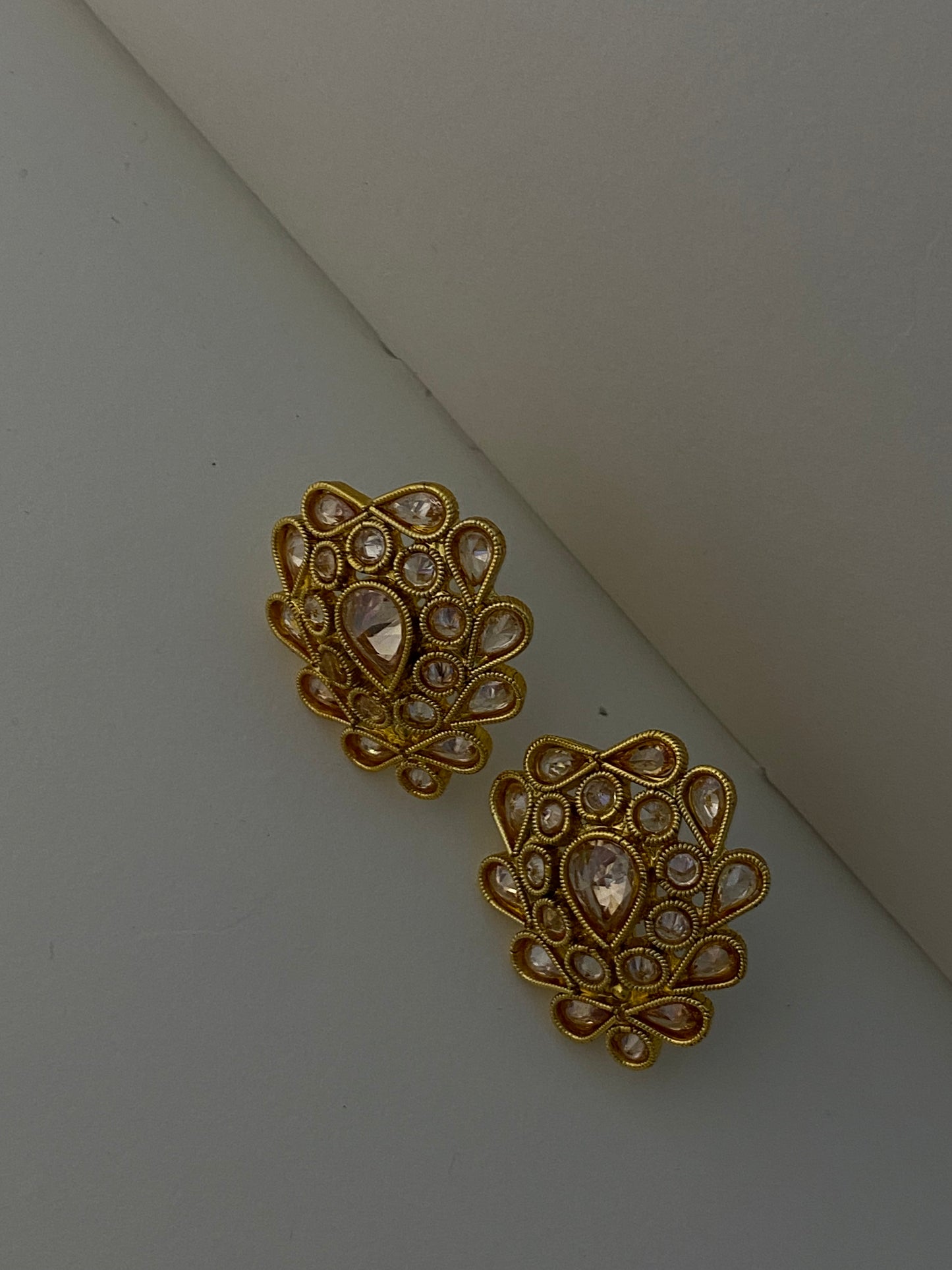 Kundan 01 Studs