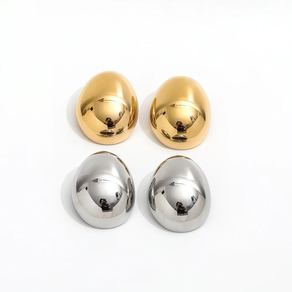 Smooth Oval Studs