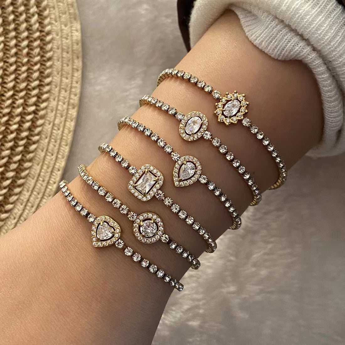 Dainty Zircon Bracelet