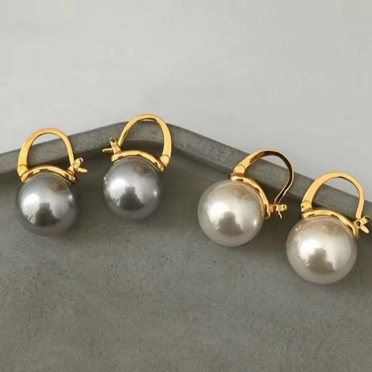 Sydney Pearl Hoops