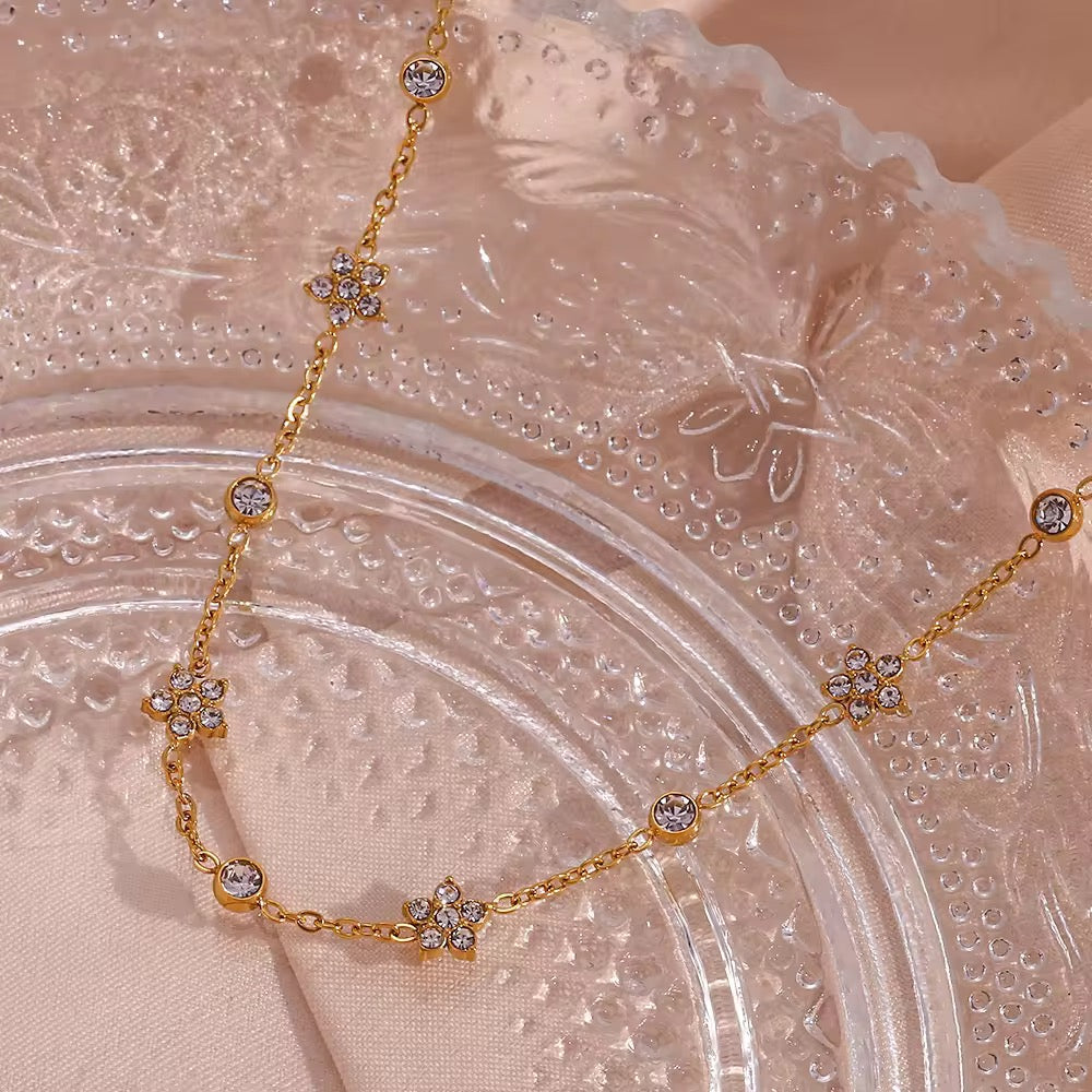 Luxury Clyde Delicate Necklace