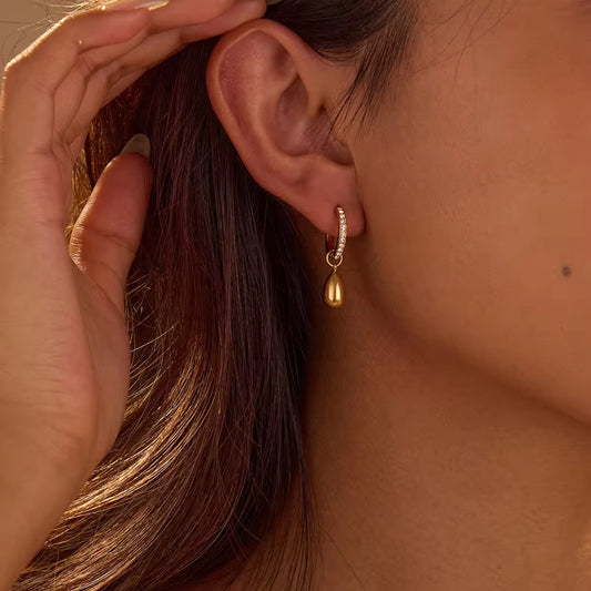 Luna Zirconi Hoops
