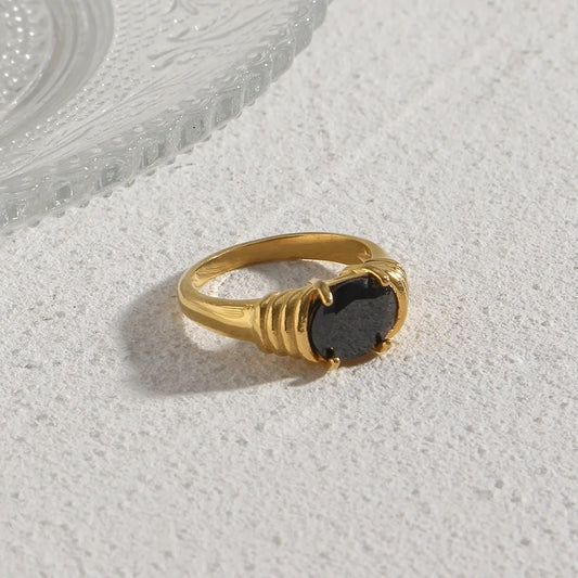 Joelle Gold Ring (Stone Color Black)