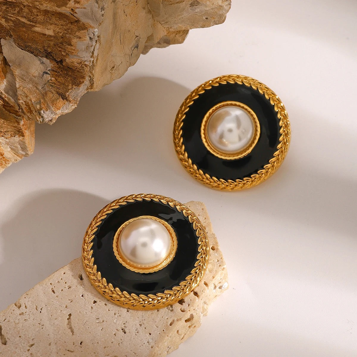 Black Oil Drip Circle Studs