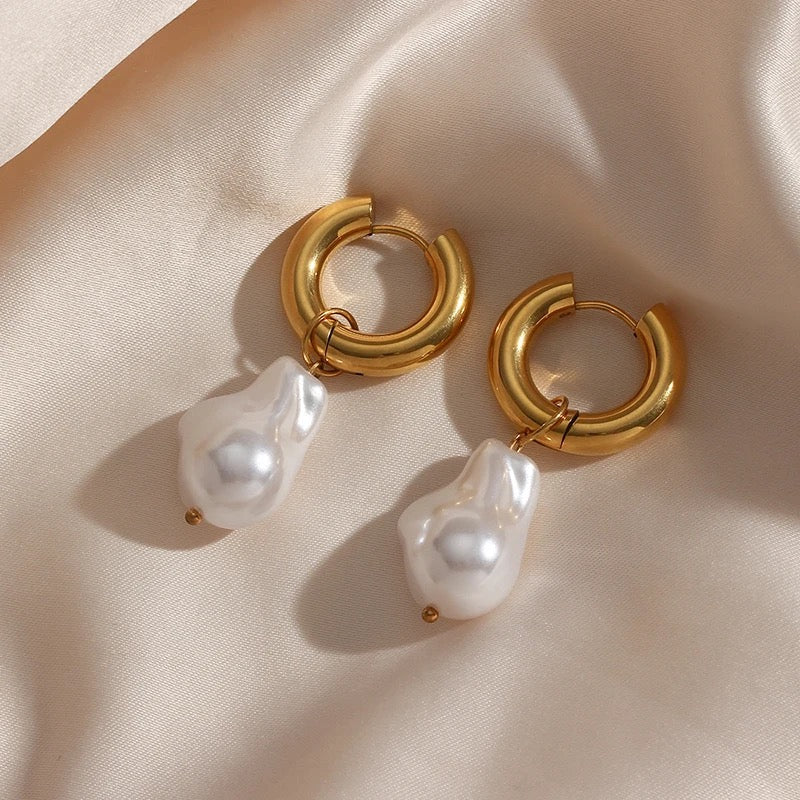 Diya Pearl Hoops