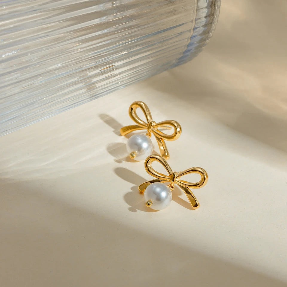 Gold Bow Pearl Earrings