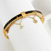 Clover Dangling Bangle