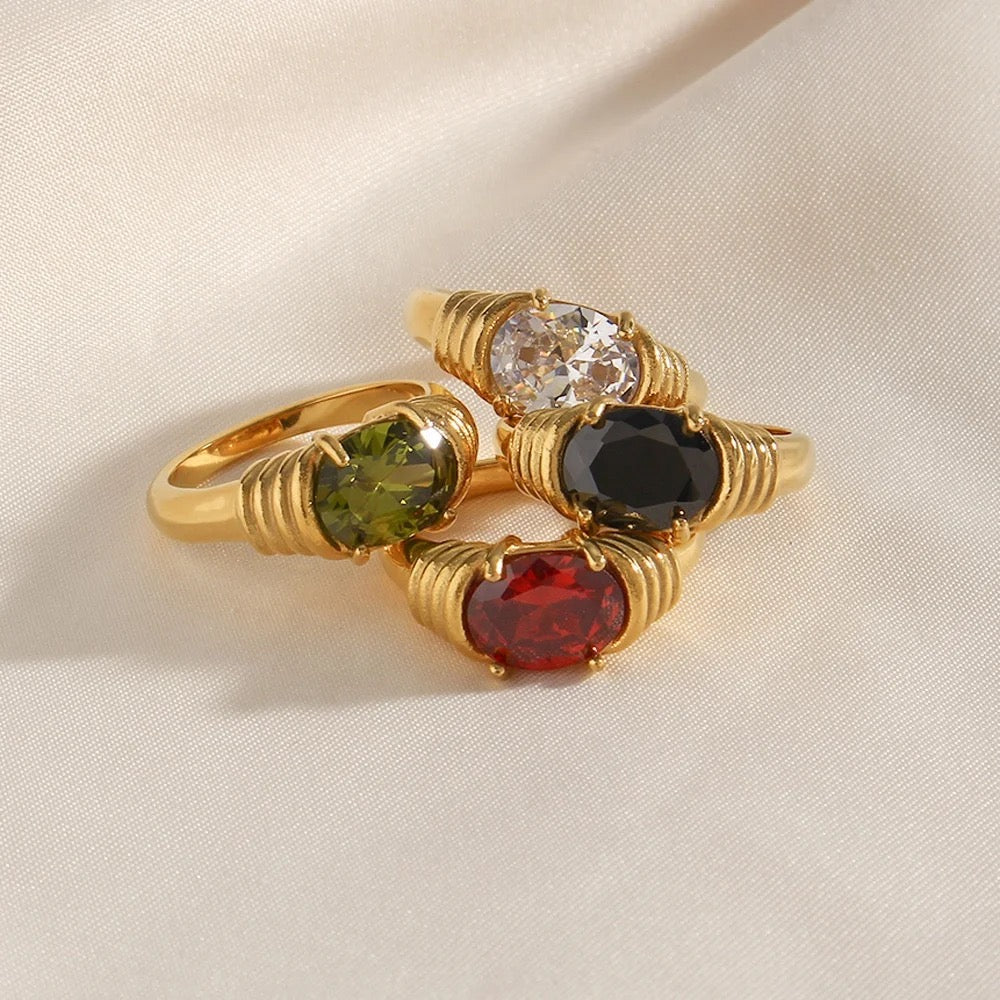 Joelle Gold Ring (Stone Color Black)