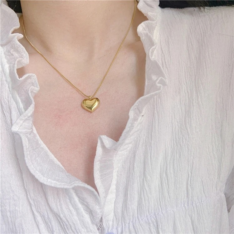 Flat Heart Necklace