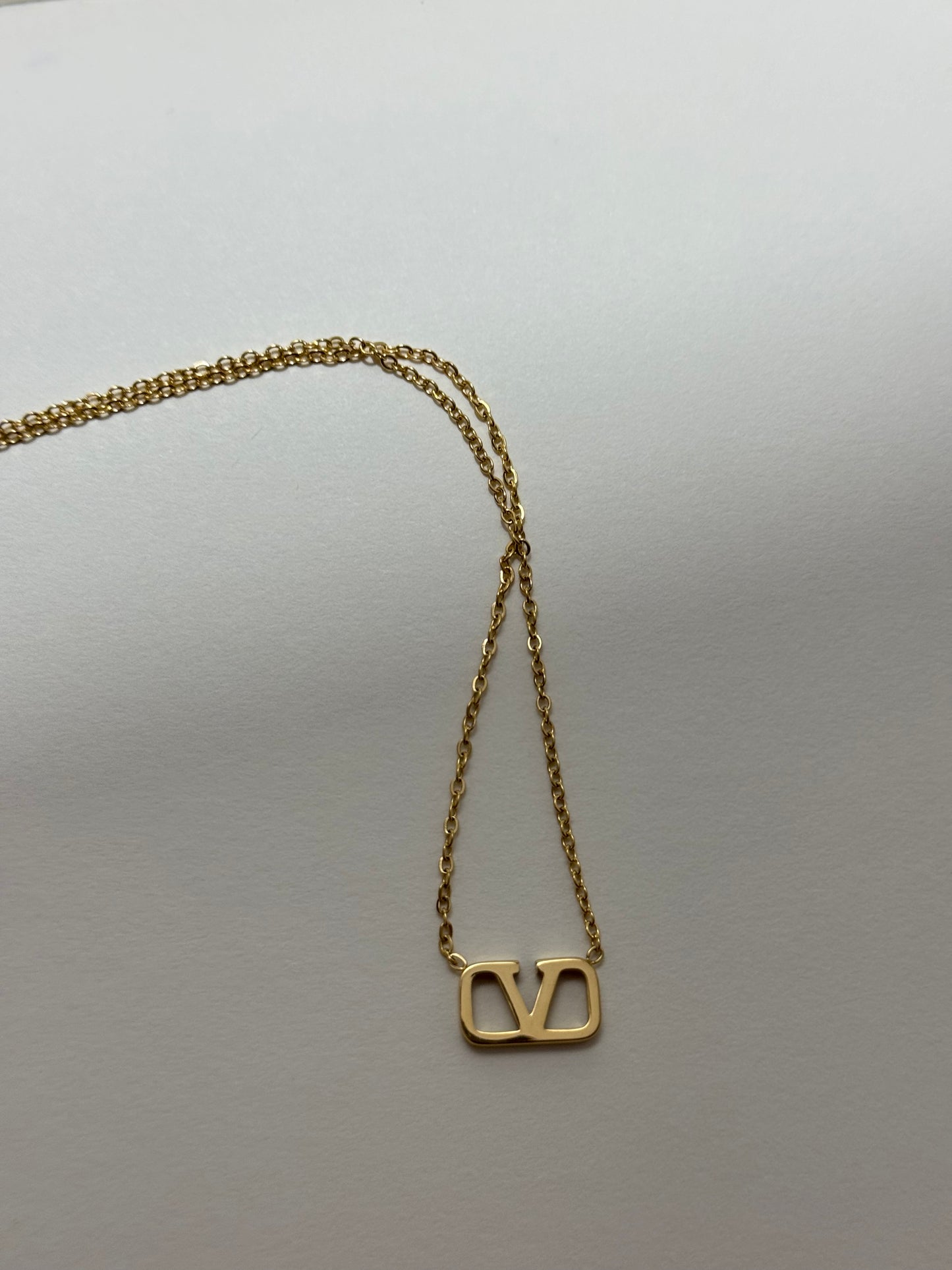 Valenti’no Solid Necklace