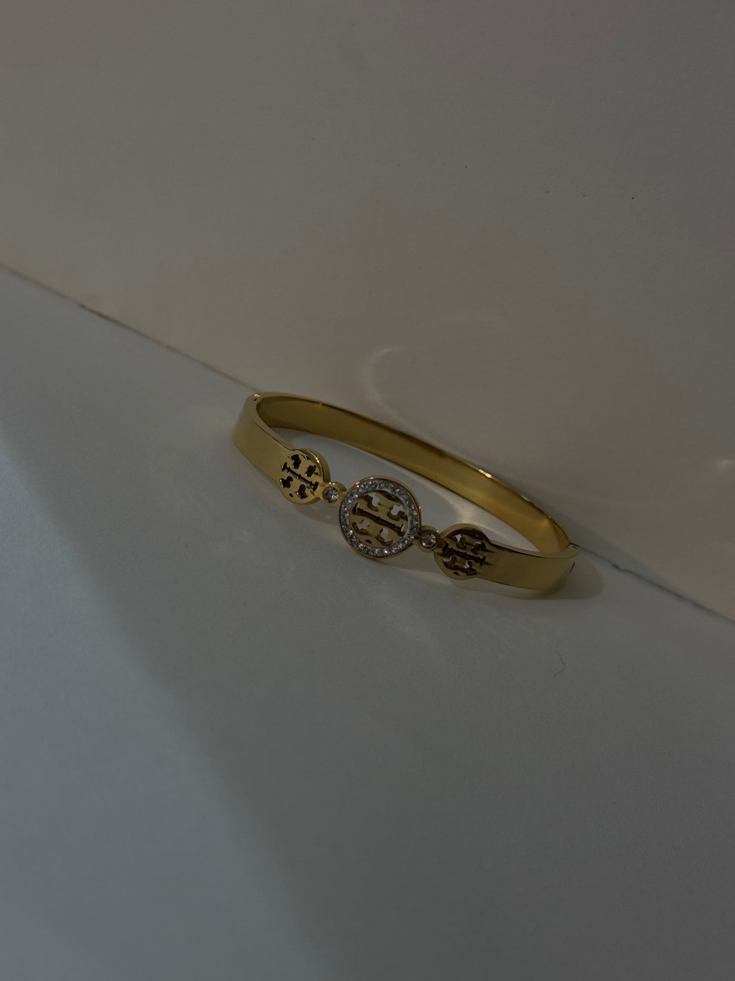 Gold T Circle Bangle