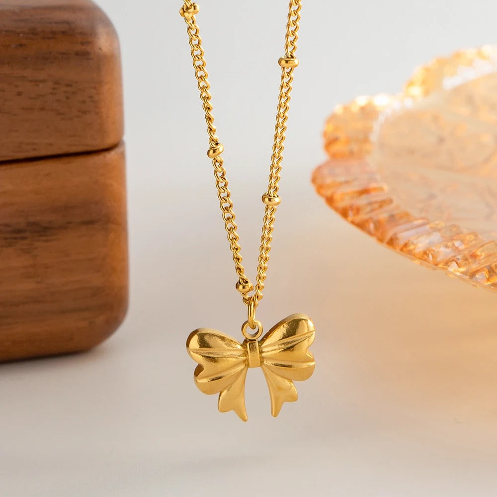 Beaded Bow Gold Necklace