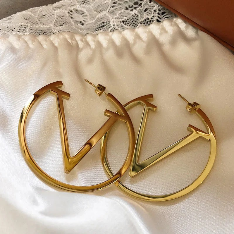 Big V Circle Earrings