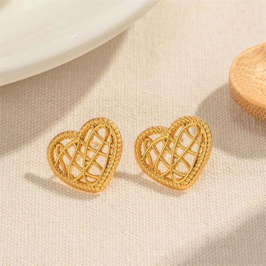 Meshy Heart Studs