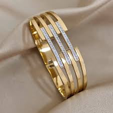 Linear Zircon Bangle