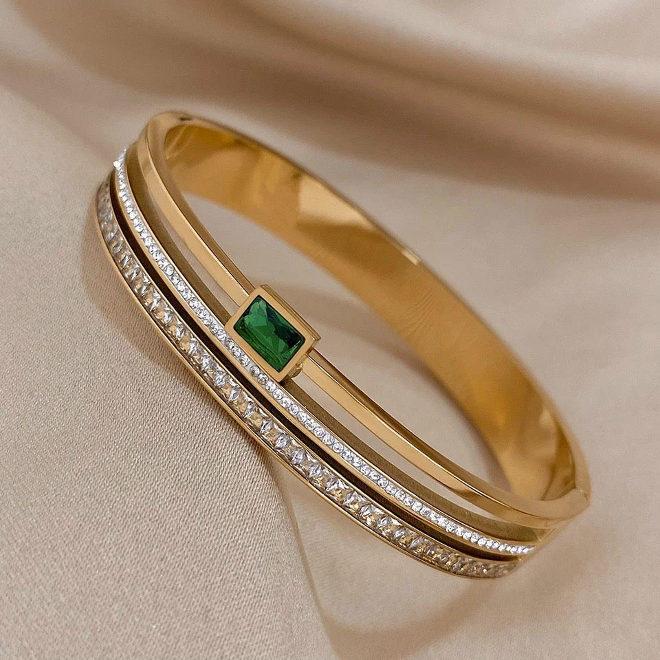 Emerald Victory Bangle 45