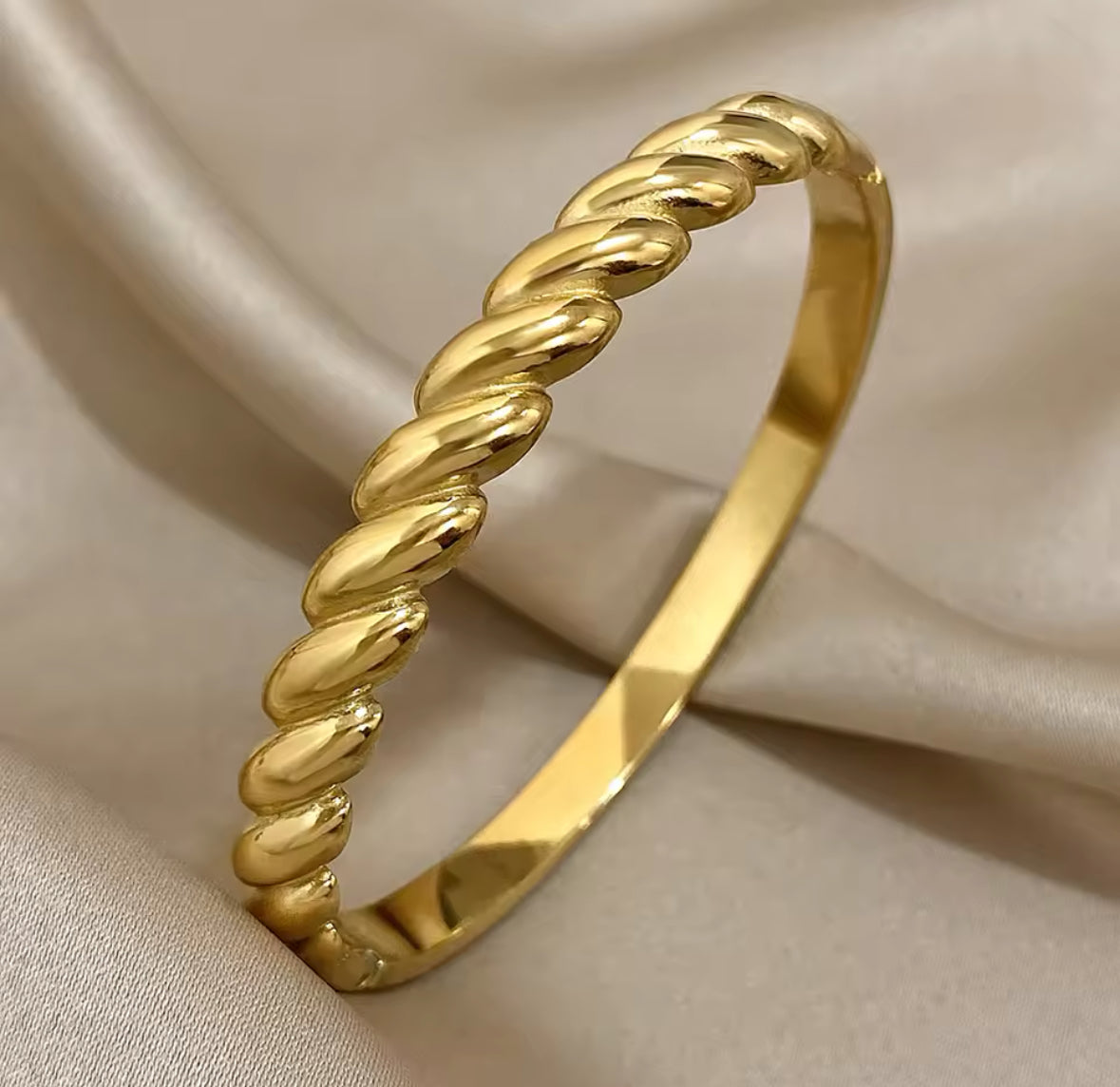 Croissant Bangle