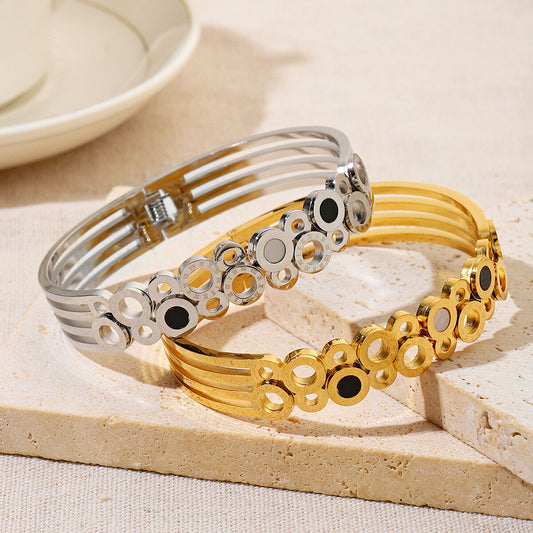BW Circular Bangle