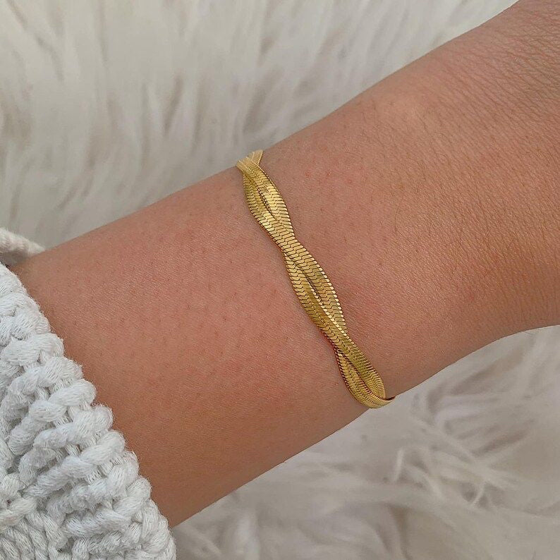 Interwined Gold Bracelet