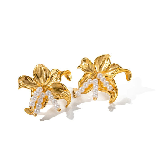 Pearl Starfish Gold Studs