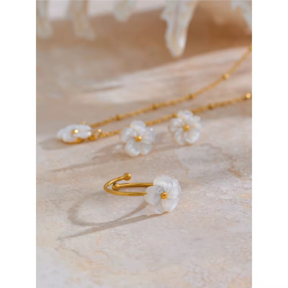 White Daisy Set