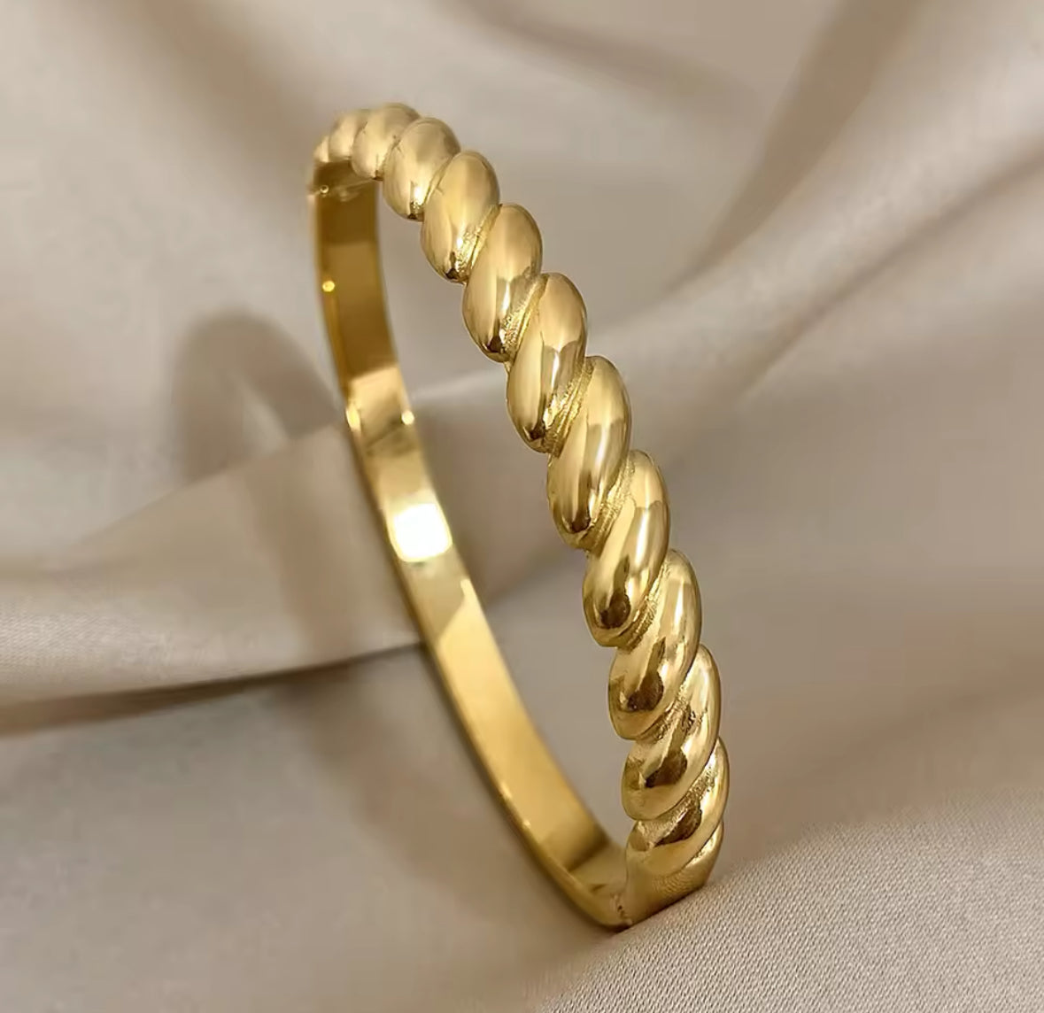 Croissant Bangle