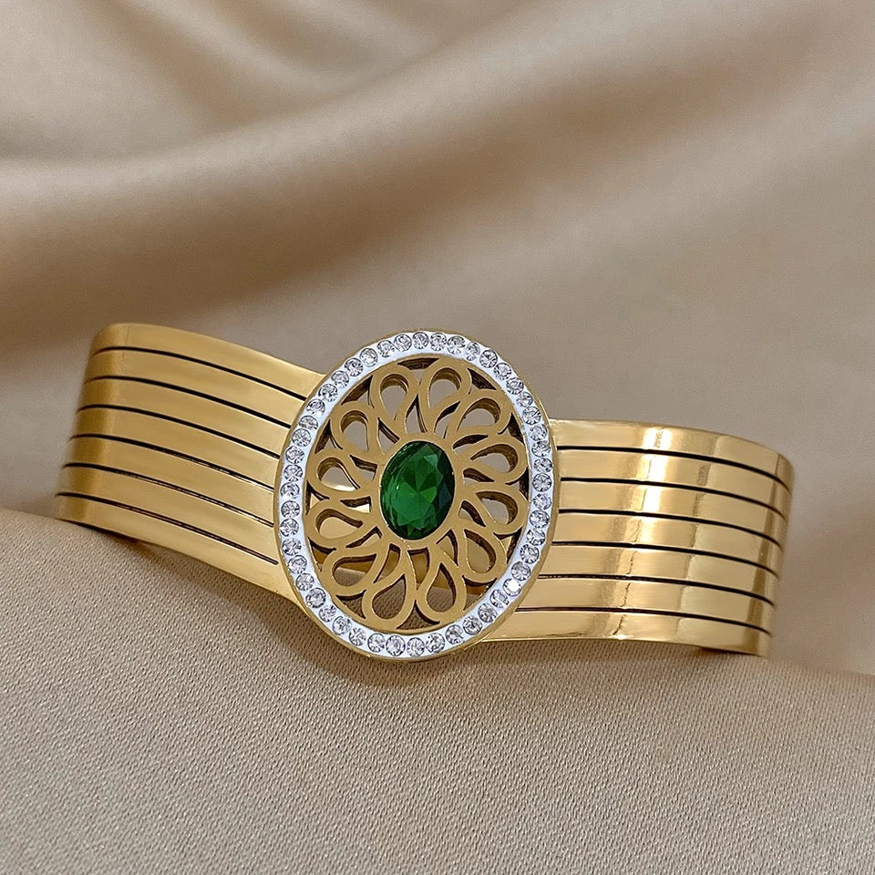 Green Flower Gold Bangle