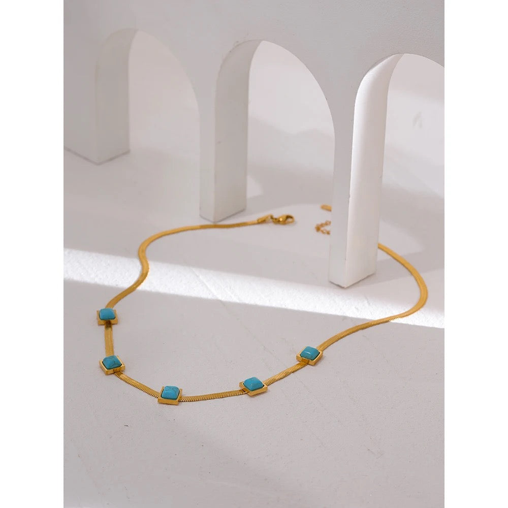 Ferozi Snake Chain Necklace