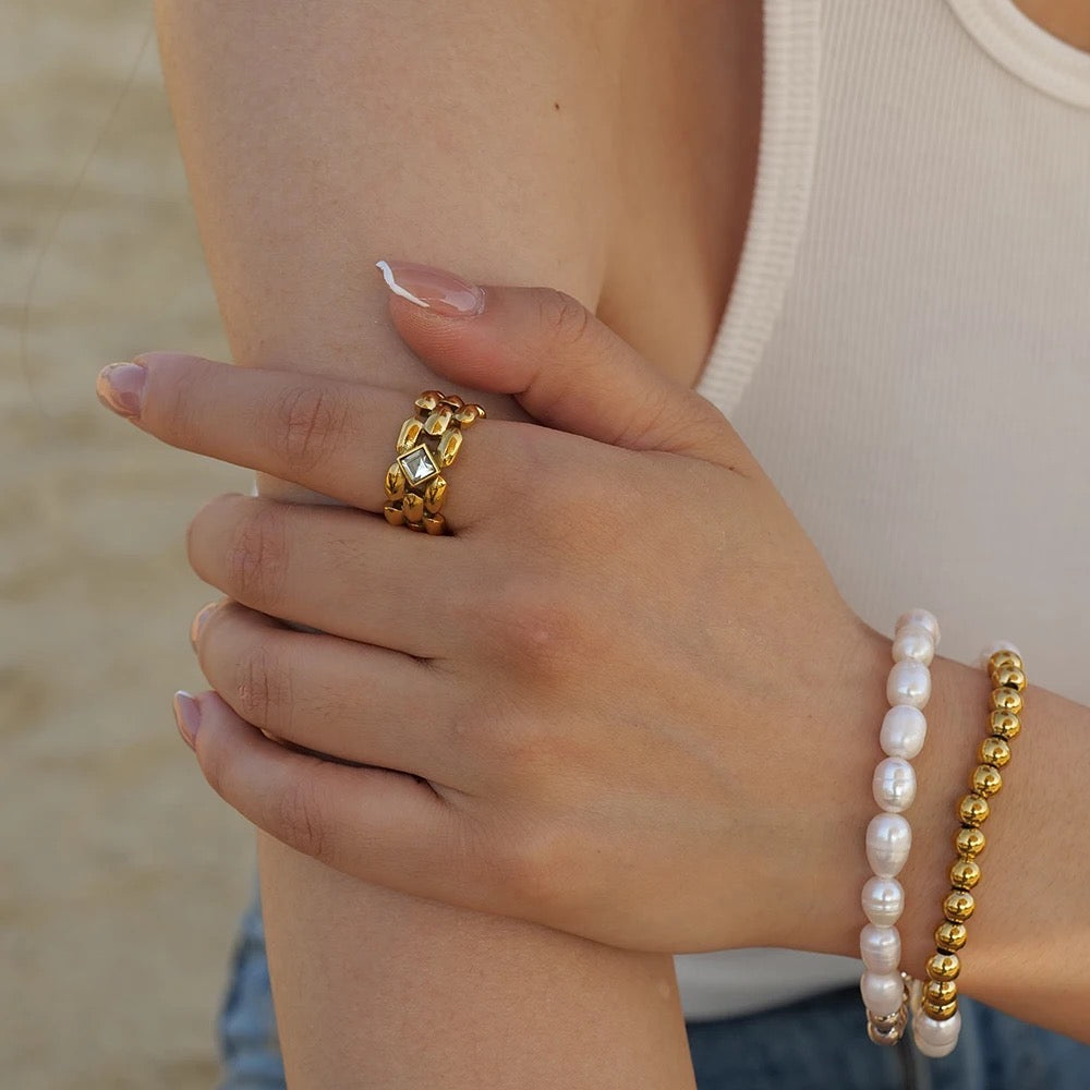 Diamond Gardenia Gold Ring