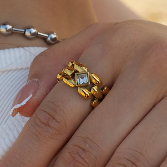 Diamond Gardenia Gold Ring