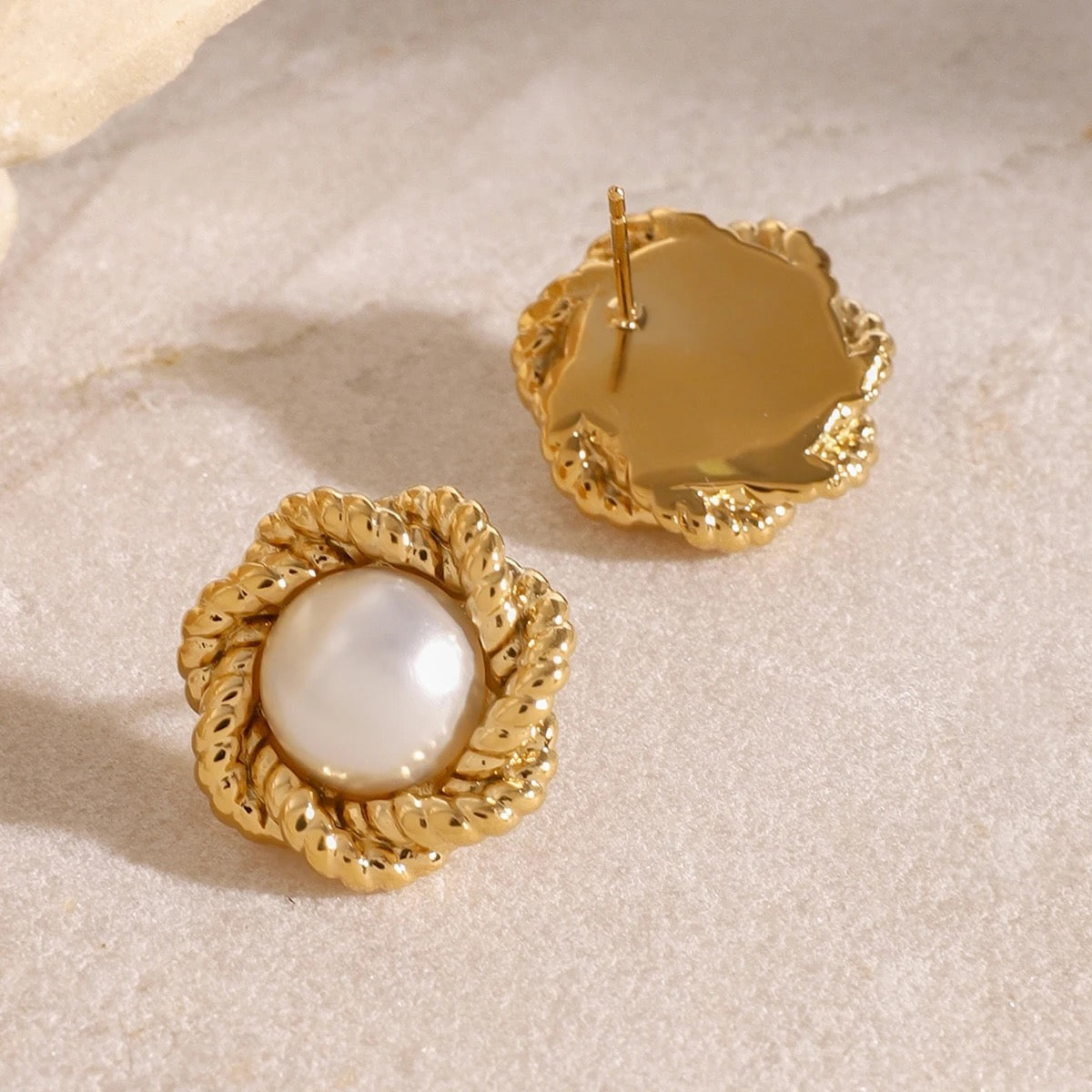 Noor Twisted Pearl Studs