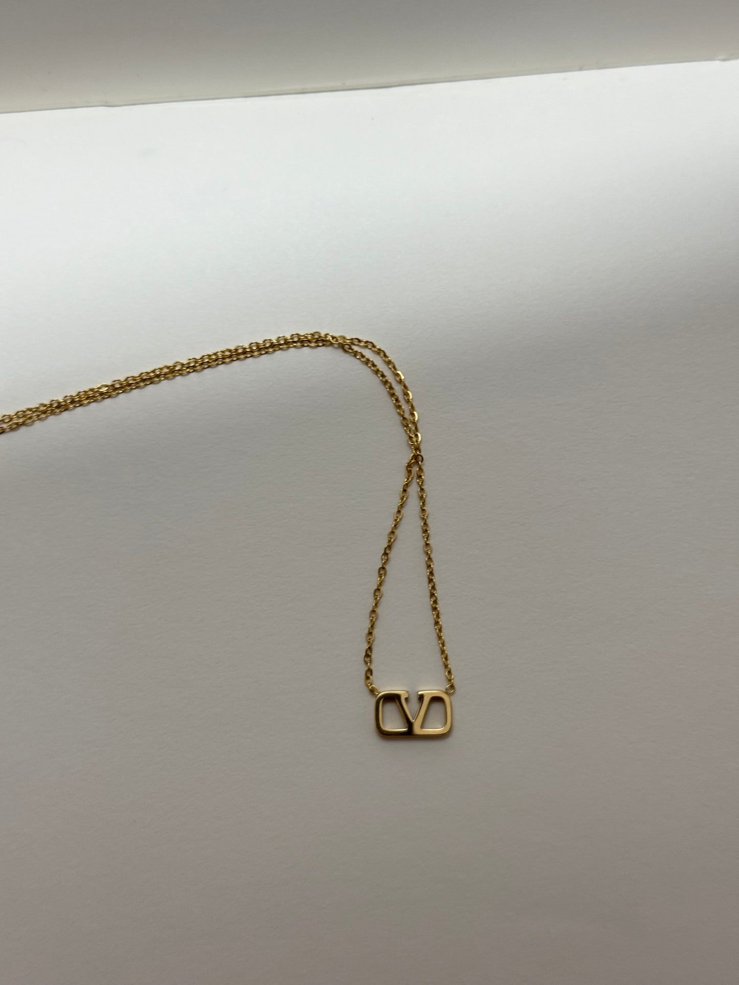 Valenti’no Solid Necklace