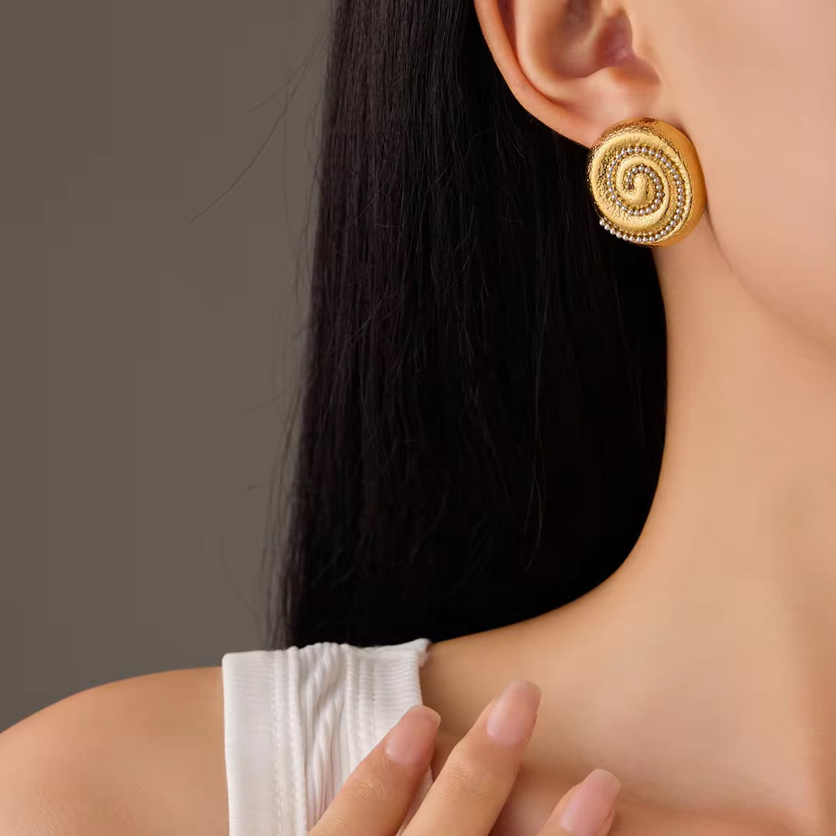 Frosty Conch Studs