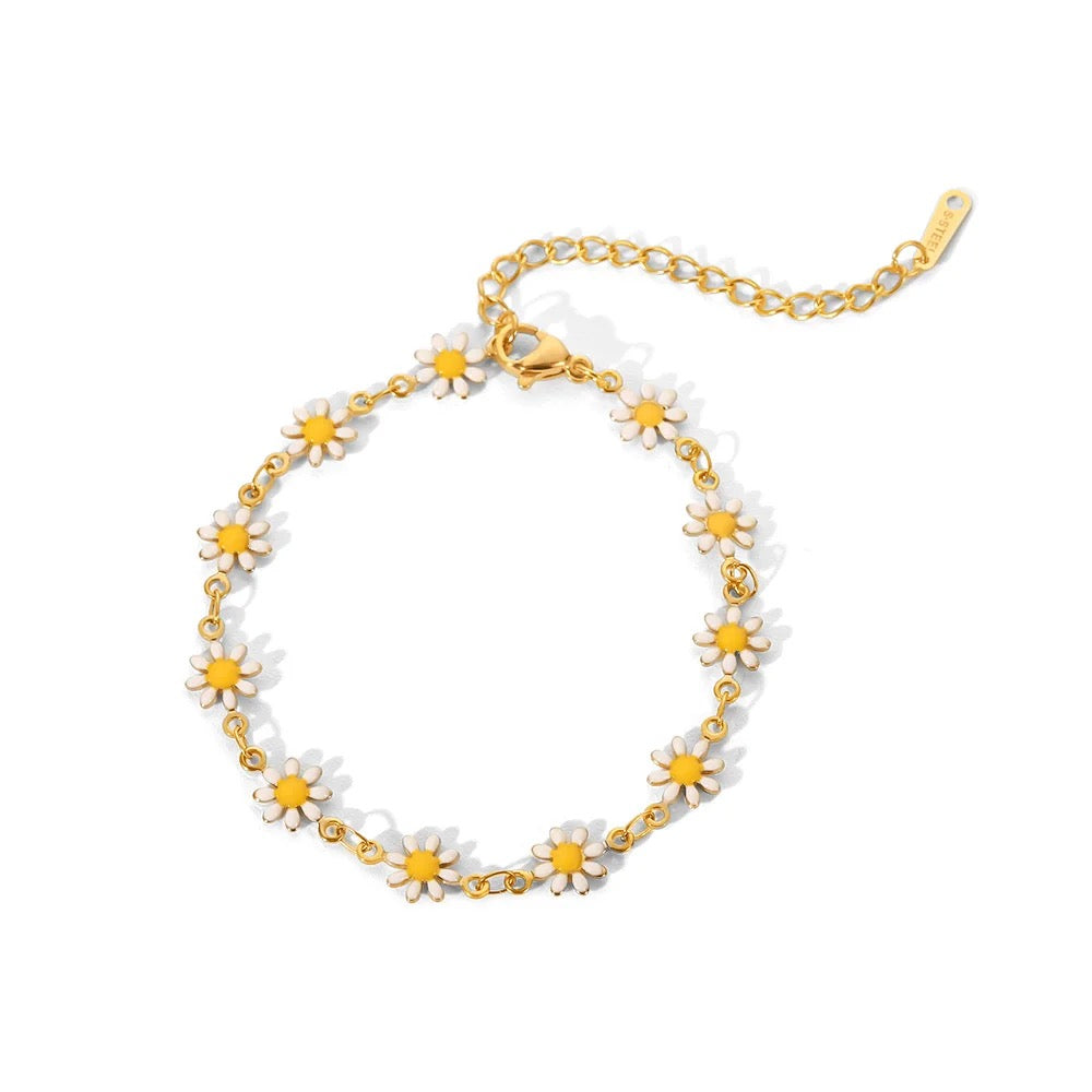 Daisy Enamel Gold Bracelet