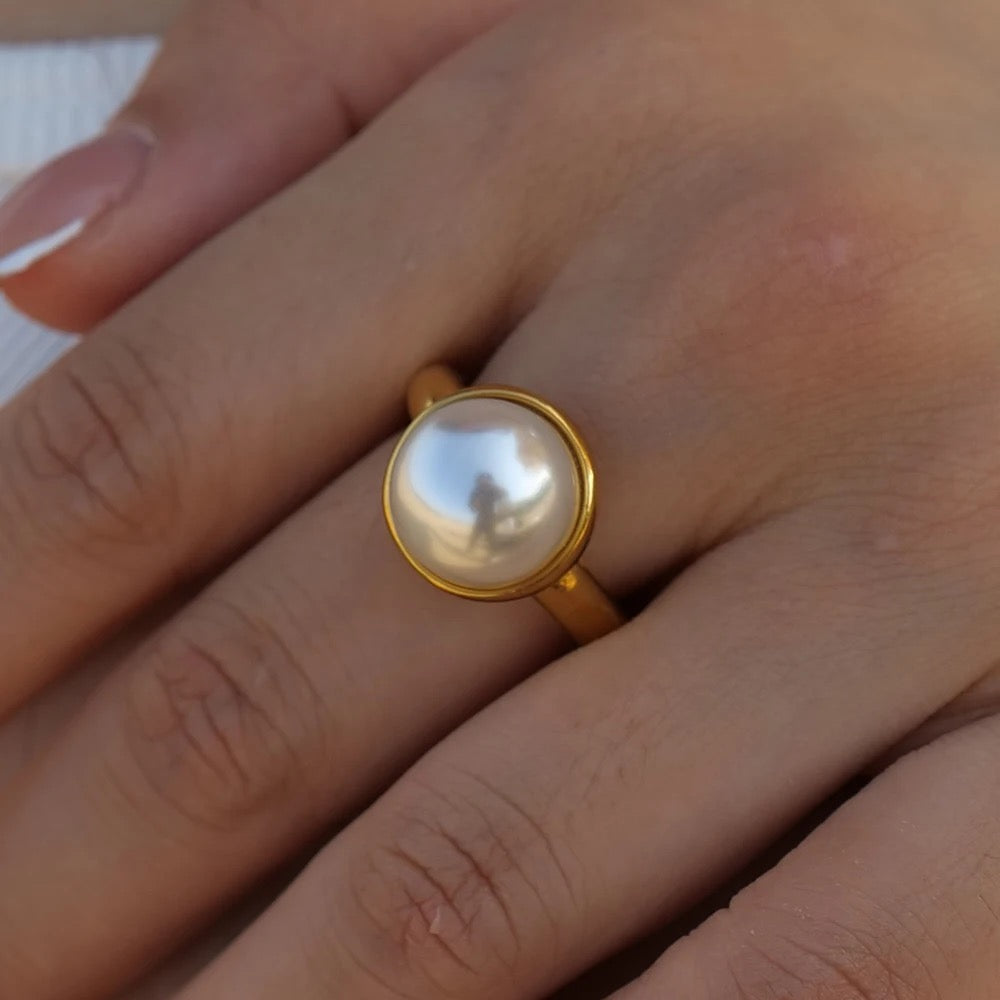 Iris Pearl Ring