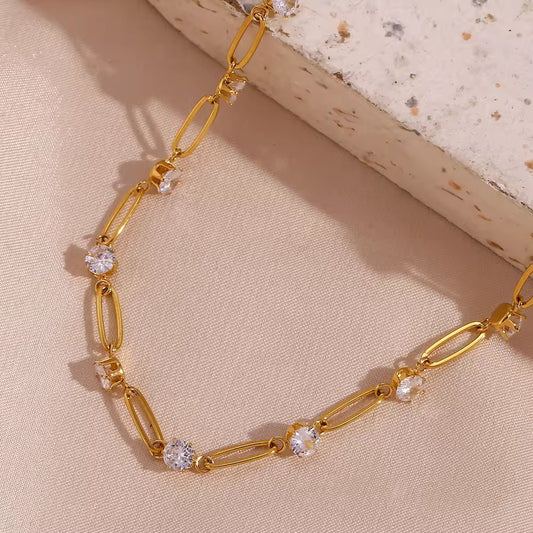 Suzi Necklace